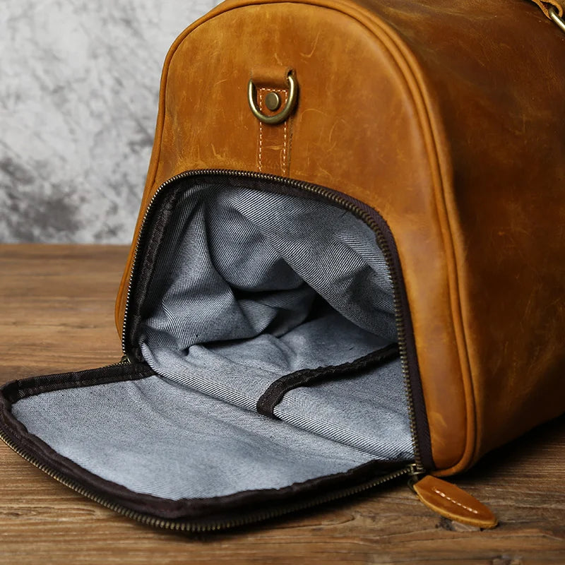 The Weekender – shoe compartment